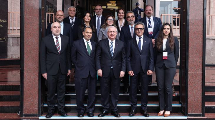 Bakan Güler, ABD Ticaret Odası Lider Yardımcısı Choksy’yi kabul etti