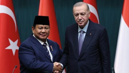 Endonezya ile gaye 10 milyar $