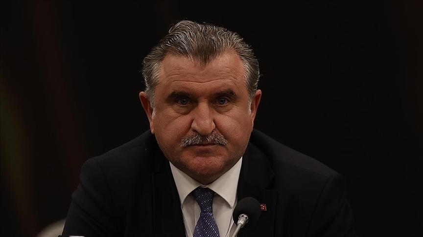 Gençlik ve Spor Bakanı Bak: Boykot değil ulusal ziyan