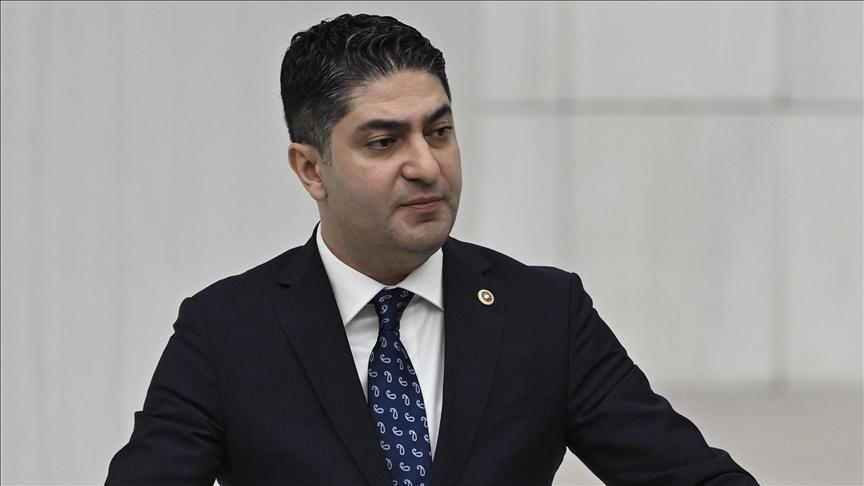 MHP’li Özdemir: CHP’de aklı başında kimseler kaldıysa partilerine sahip çıkmalı