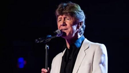 Periyodun Pop efsanelerinden biriydi! Mike Berry hayatını kaybetti