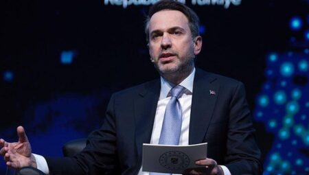 Bakan Bayraktar: ‘‘Türkiye küresel bir aktör olma yolunda ilerliyor”