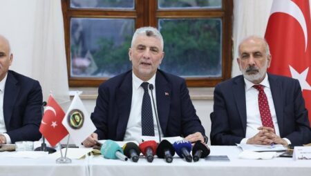 Bakan Bolat: Türkiye lojistik konusunda emniyetli bir üs olduğunu bir defa daha göstermiştir