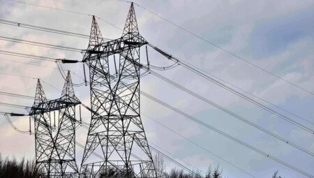 Elektrik dağıtım şirketleri yeni yatırım periyoduna hazırlanıyor