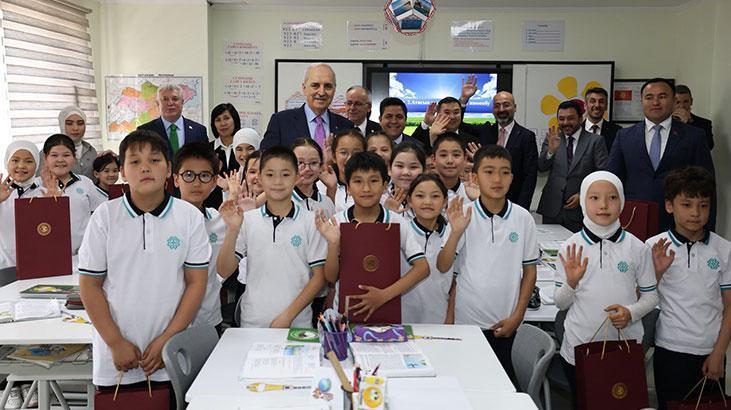 TBMM Başkanı Kurtulmuş, Bişkek’te Maarif Okulu’nu ziyaret etti