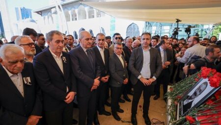 TBMM Başkanı Kurtulmuş’tan Özel’e saldırı açıklaması: O yumruğu kendimiz yemiş üzere hissediyorum