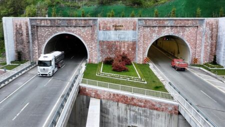 Yeni Zigana Tüneli’nden 2 yılda 3 milyon 490 bin araç geçti