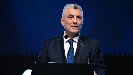 Bakan Bolat: e-Ticaret hacmi 3 trilyon 162 milyon liraya ulaştı