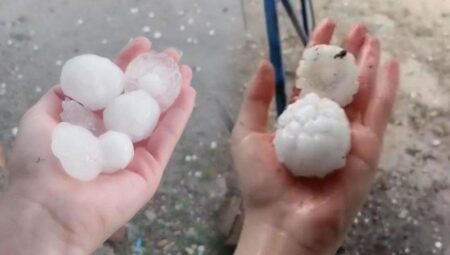 Ceviz büyüklüğünde! Dakikalar içinde her yer beyaza büründü