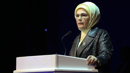 Emine Erdoğan’dan, Dünya Ebeler Günü paylaşımı