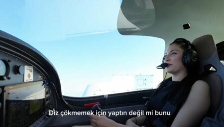 Gökyüzünde evlilik teklifi: Diz çökmemek için yaptın bunu değil mi