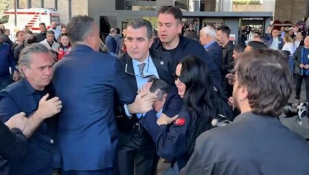 Son dakika: Özgür Özel’e yumruklu akın provokasyonu! Yeni söz ortaya çıktı