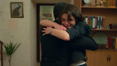 Uzak Kent’te his dolu anlar! Cihan gözyaşlarına boğuldu