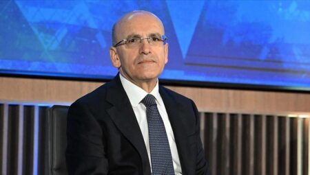 Bakan Şimşek: “Dış finansman muhtaçlığı azalıyor”