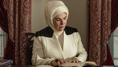 Emine Erdoğan’dan Şeyha Fatima Bint Mubarak ile çocuk konutlarına ziyaret