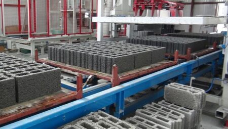 İnşaat materyali sanayi üretimi geriledi