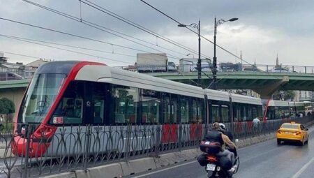 İstanbullular dikkat! Kabataş-Bağcılar sınırında kimi seferler iptal edildi