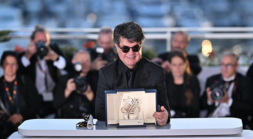 Altın Palmiye Mükafatını kazanan İranlı direktör Jafar Panahi oldu