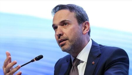 Bakan Bayraktar, Kilis’ten Halep’e yanlışsız doğal gaz boru sınırı temasını bitirdiklerini söyledi