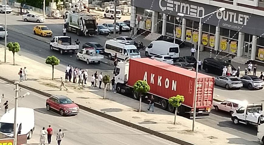 İzmir’de dehşet anları! Arabaya pompalı tüfekle saldırdılar: 3 meyyit var
