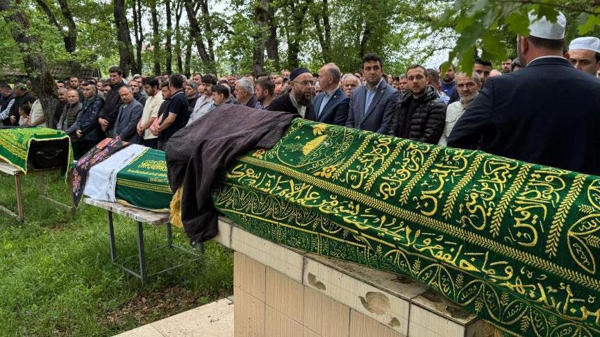 Miras hengamesi katliamla bitti! Karı, koca ve oğlu yan yana defnedildi