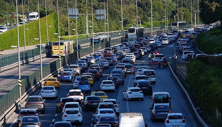 Yeni trafik düzenlemesi: Magandalara ağır cezalar geliyor